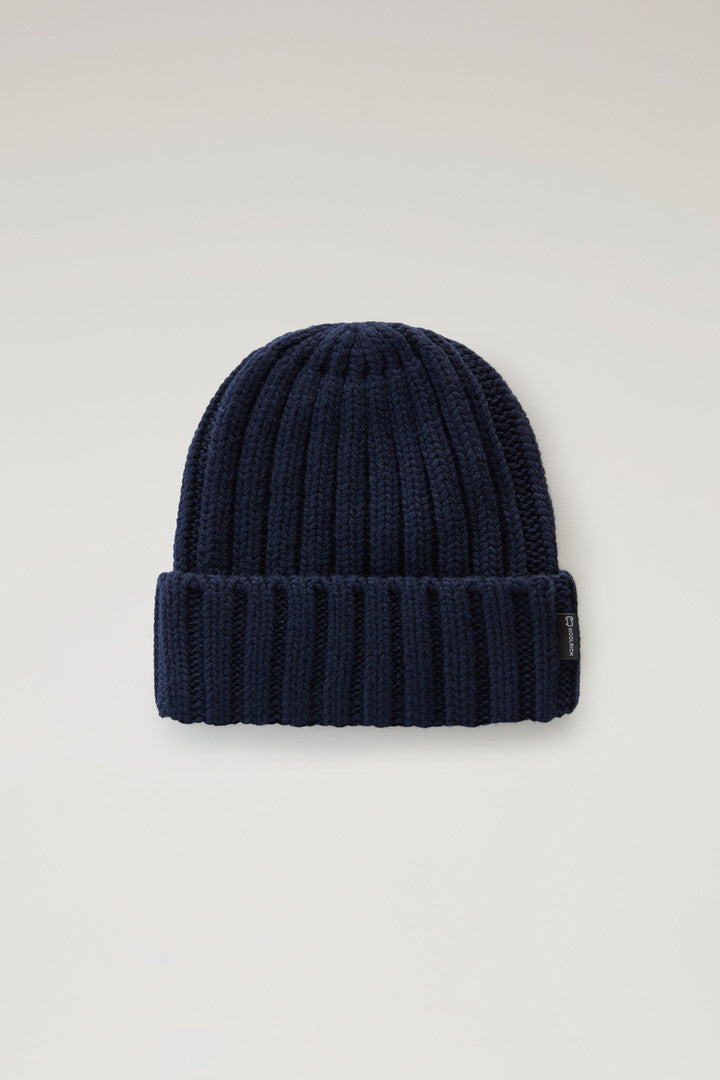 Boys' Beanie in Pure Virgin Wool (Bright Brick) - Detail View 4