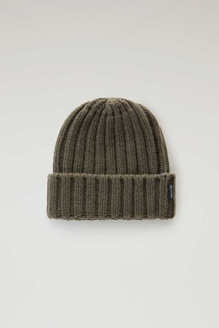 Boys' Beanie in Pure Virgin Wool (Bright Brick) - Detail View 3