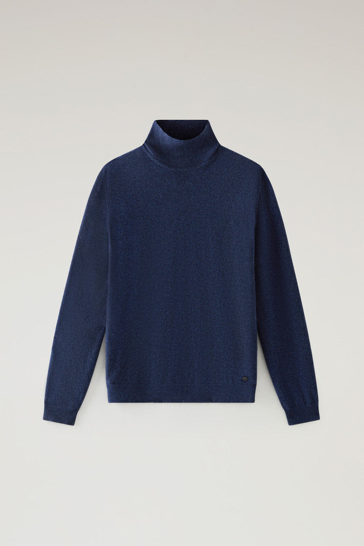 Turtleneck Sweater in Merino Wool Blend (Charcoal Melange) - Detail View 6