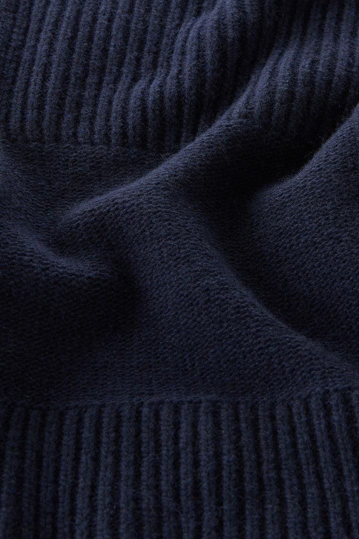 Check Turtleneck Sweater in Wool Blend (Dark Navy) - Detail View 3