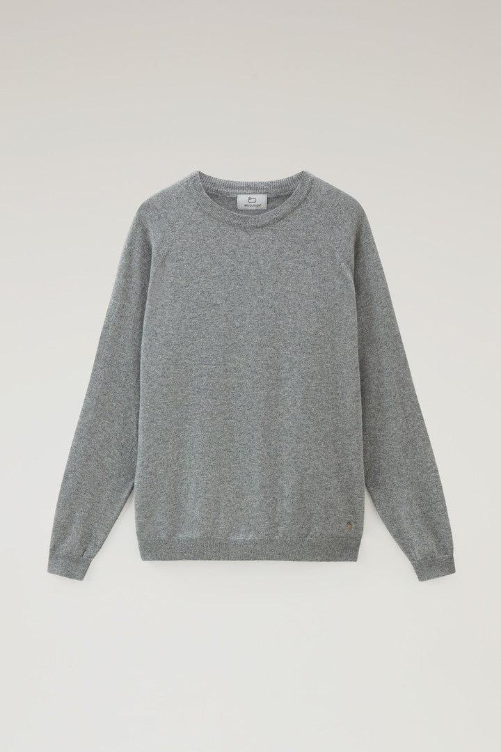 Luxe Crewneck Sweater in Pure Cashmere (Light Grey Melange) - Main View