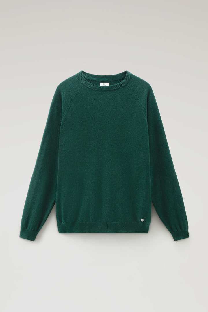 Luxe Crewneck Sweater in Pure Cashmere (Light Grey Melange) - Detail View 4