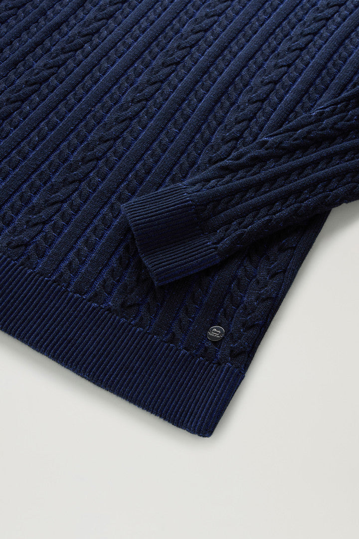 VanisÃ¨ Crewneck Sweater in Pure Cotton (Melton Blue Bicolor) - Detail View 2