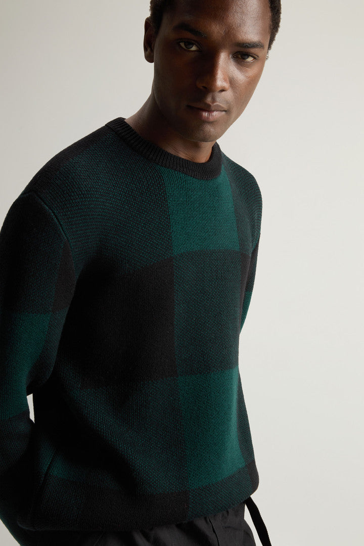 Checked Crewneck Sweater in Pure Merino Virgin Wool (Green Buffalo) - Detail View 4