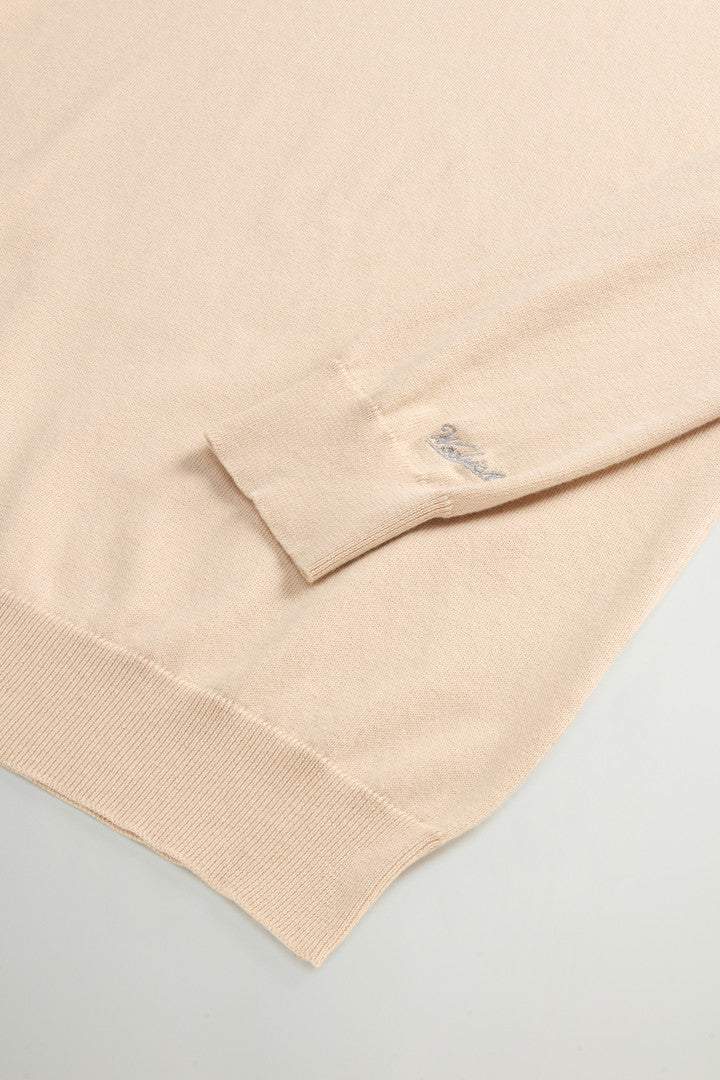 Crewneck Sweater in Pure Cotton with Embroidered Logo (White Pepper) - Detail View 6