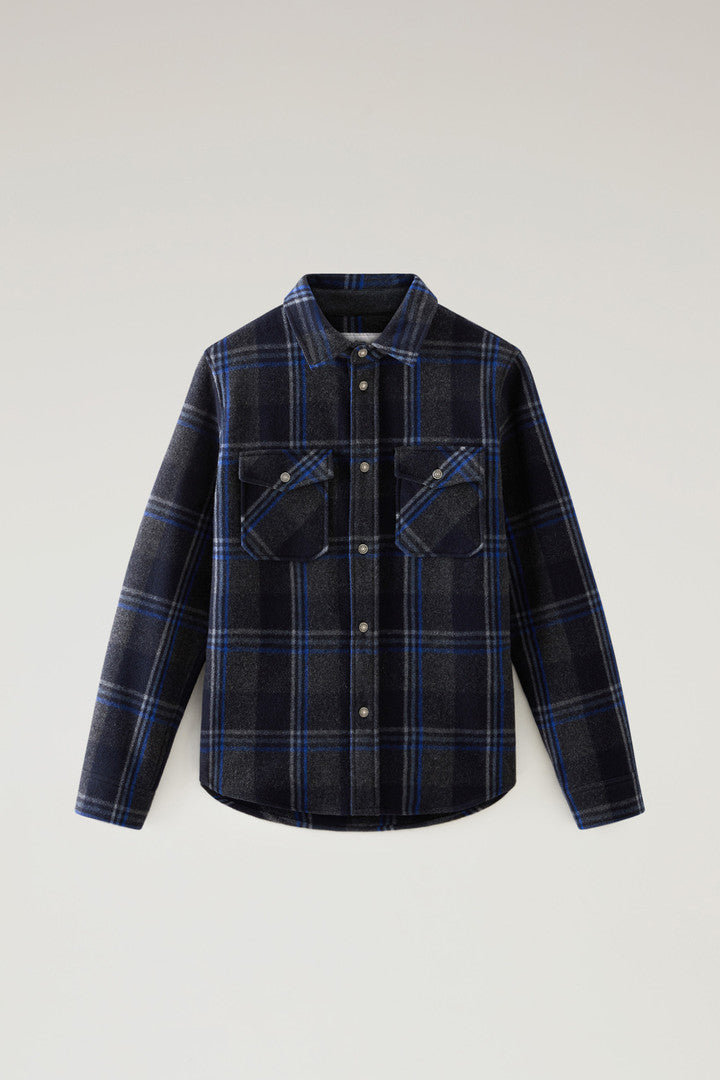 Alaskan Check Overshirt in Recycled Italian Wool Blend (Pink Check) - Detail View 10