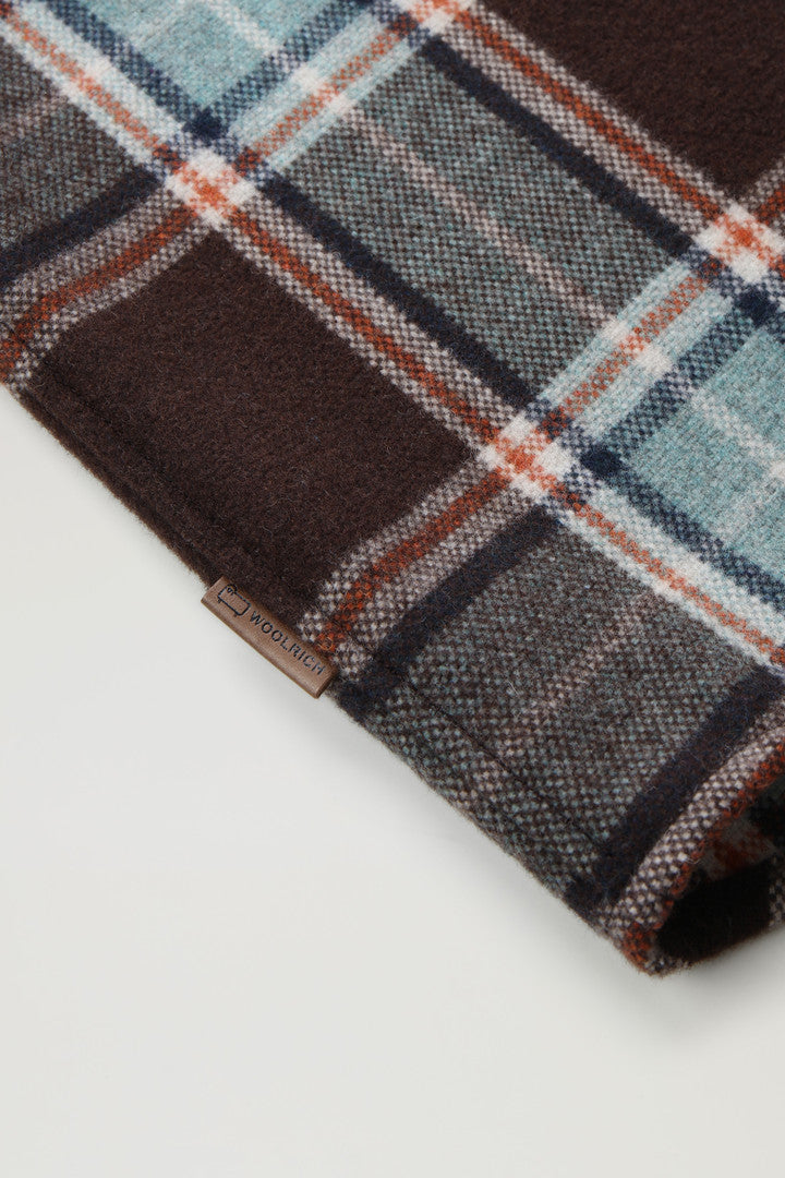 Alaskan Check Overshirt in Recycled Italian Wool Blend (Pink Check) - Detail View 3
