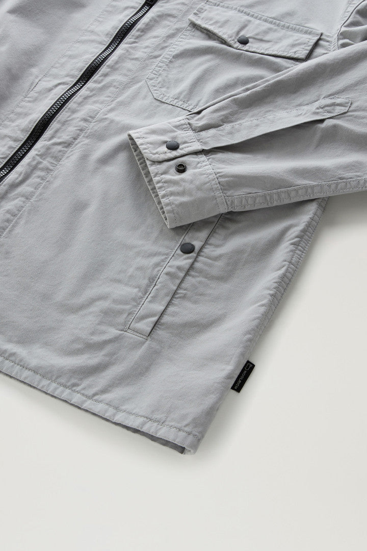 Garment-Dyed Overshirt in Pure Cotton (Lake Olive) - Detail View 5