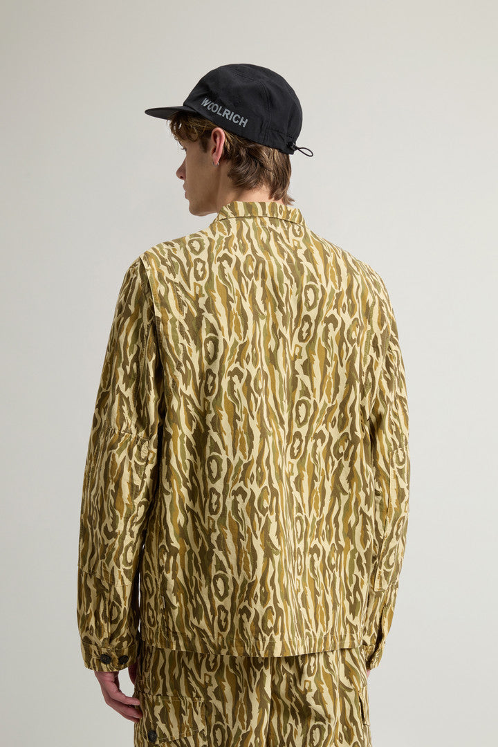 Garment-Dyed Linen-Blend Overshirt with Shadowbark Motif (Beige Camo) - Detail View 3