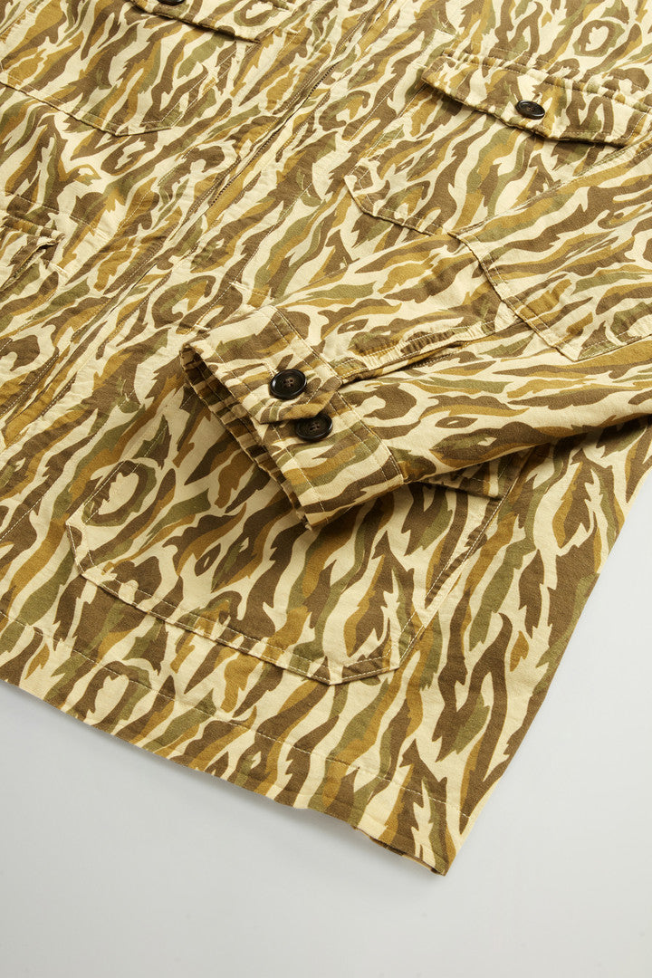 Garment-Dyed Linen-Blend Overshirt with Shadowbark Motif (Beige Camo) - Detail View 6