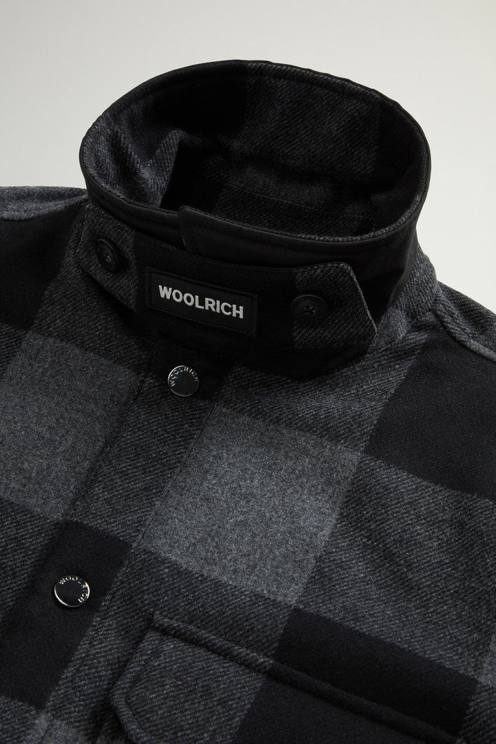 Alaskan Check Overshirt in Recycled Italian Wool Blend (Charcoal Buffalo) - Detail View 5