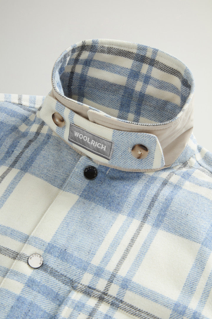 Alaskan Check Overshirt in Recycled Italian Wool Blend (Oatmeal Check) - Detail View 5