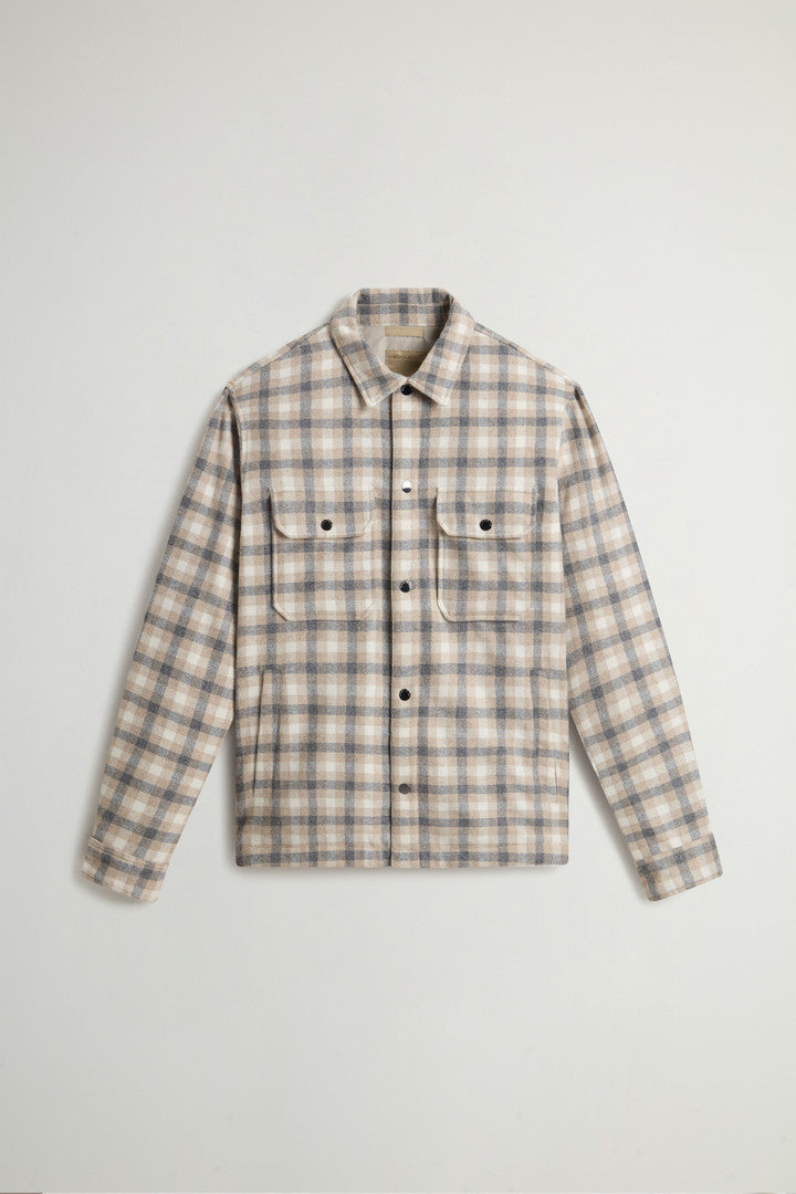 Alaskan Check Overshirt in Recycled Italian Wool Blend (Charcoal Buffalo) - Detail View 8