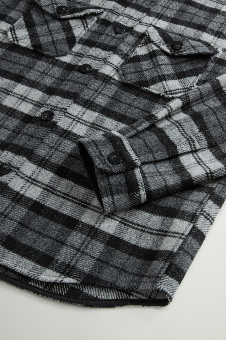 Wool-Blend Overshirt with Checked Pattern (Grey Black Watch) - Detail View 6