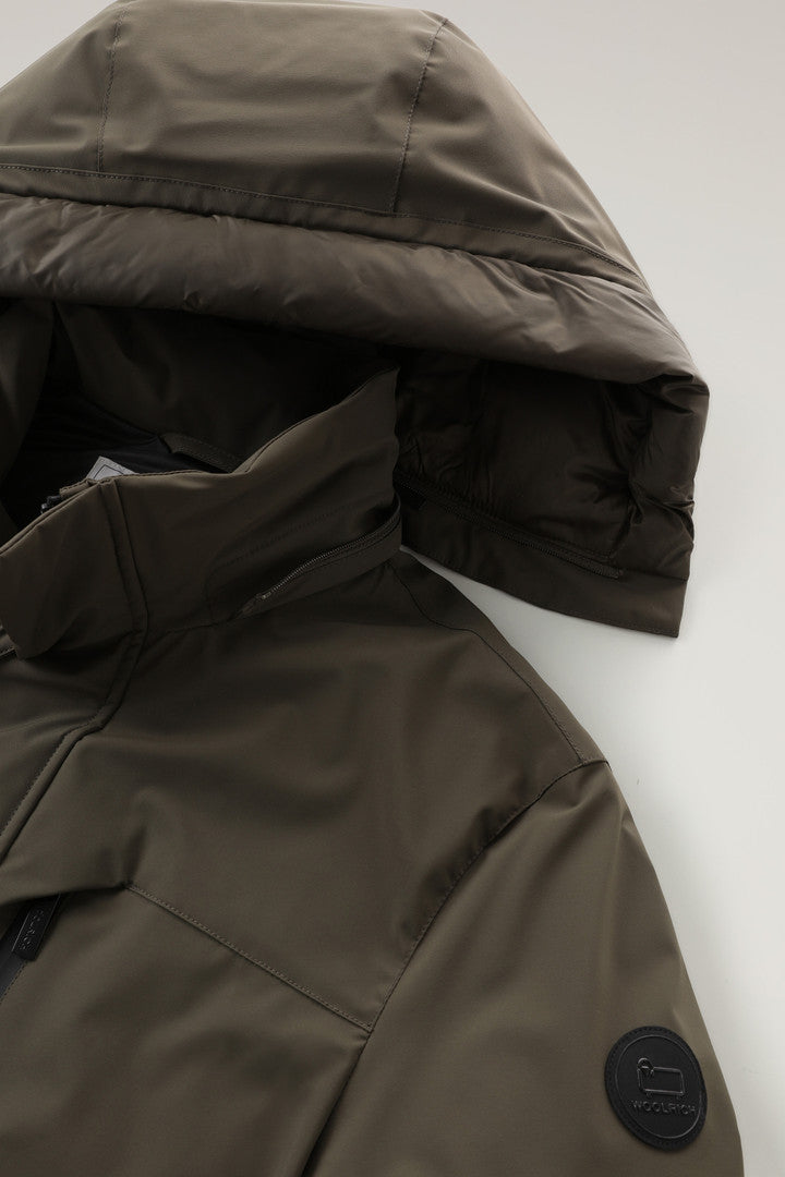 Mountain Stretch Parka (Dark Green) - Detail View 2