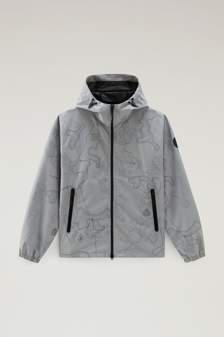 Reflective Jacket in Ripstop Fabric (Grey Trail map) - Detail View 1