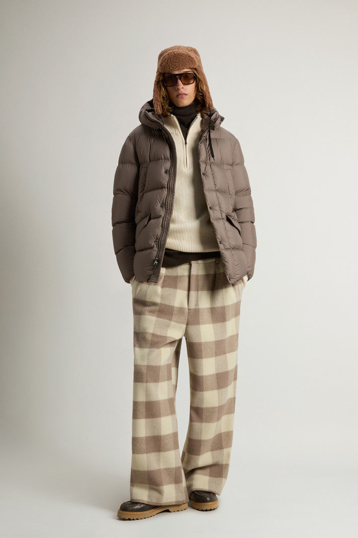 Cloud Parka in Microfiber (Dark Green) - Detail View 2