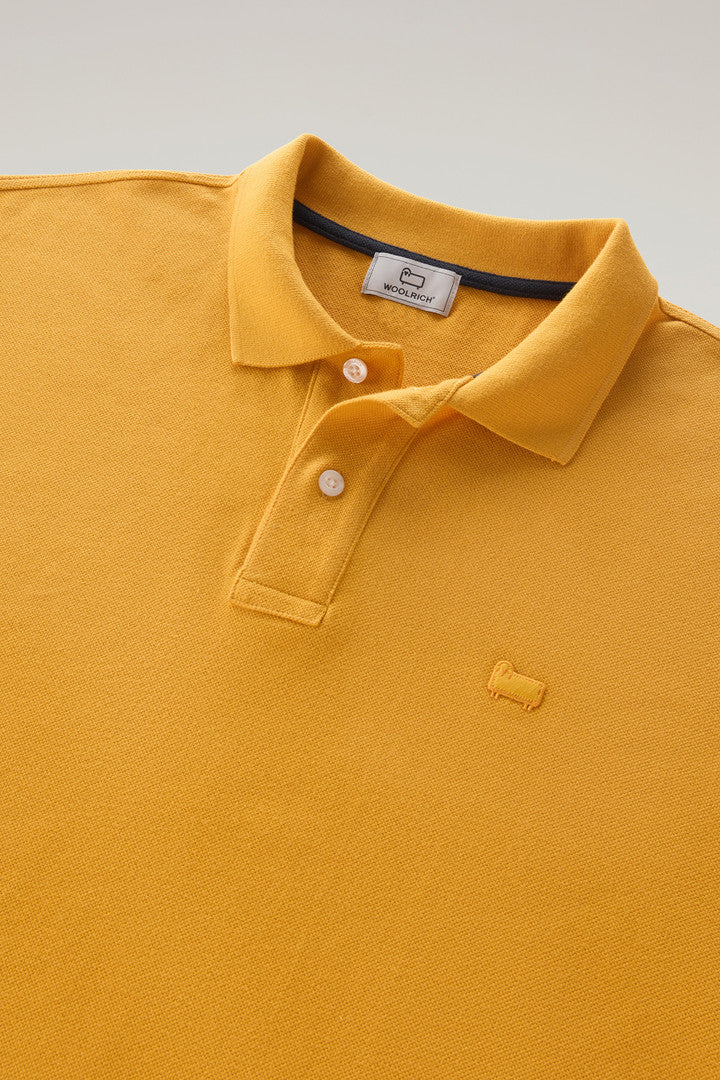Piquet Polo Shirt in Pure Cotton (Golden Glow) - Detail View 1
