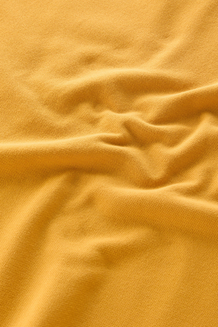 Piquet Polo Shirt in Pure Cotton (Golden Glow) - Detail View 3