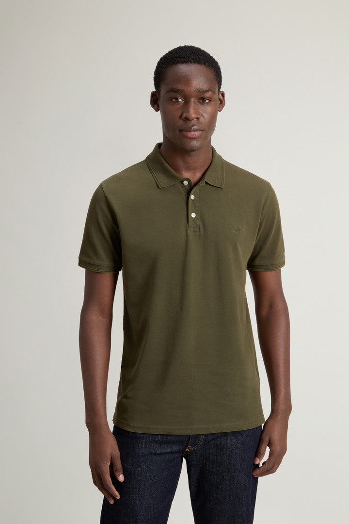 Garment-Dyed Mackinack Polo in Stretch Cotton Piquet (Barbados Cherry) - Detail View 1