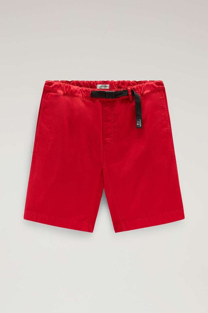 Garment-Dyed Chino Shorts in Stretch Cotton (Beach Sand) - Detail View 6