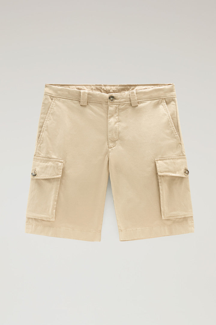 Garment-Dyed Cargo Shorts in Stretch Cotton (Lake Olive) - Detail View 1