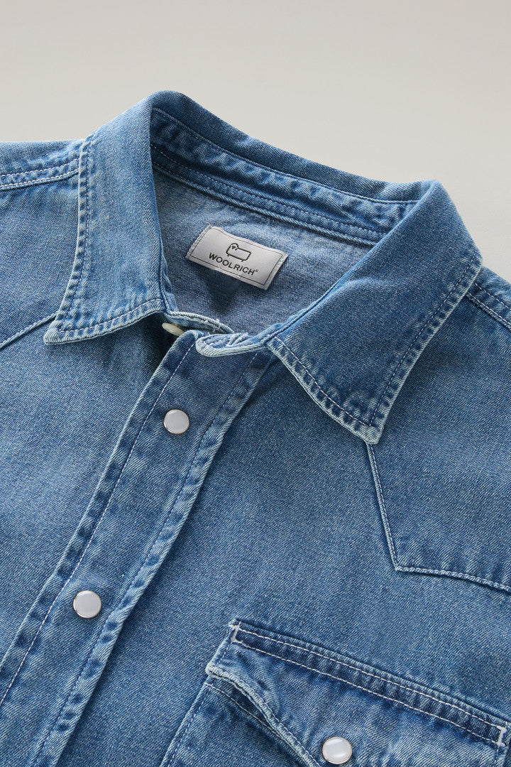 Denim Shirt in Pure Cotton (Bleached Denim) - Detail View 1