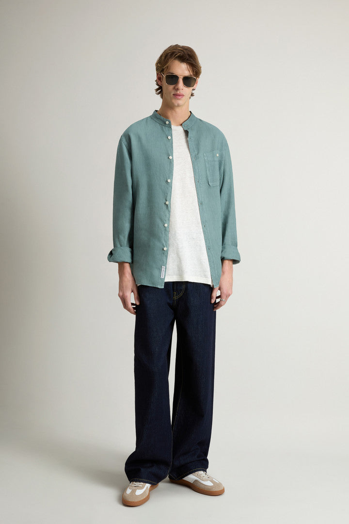Garment-Dyed Pure Linen Shirt with Band Collar (Chinois Green) - Detail View 2
