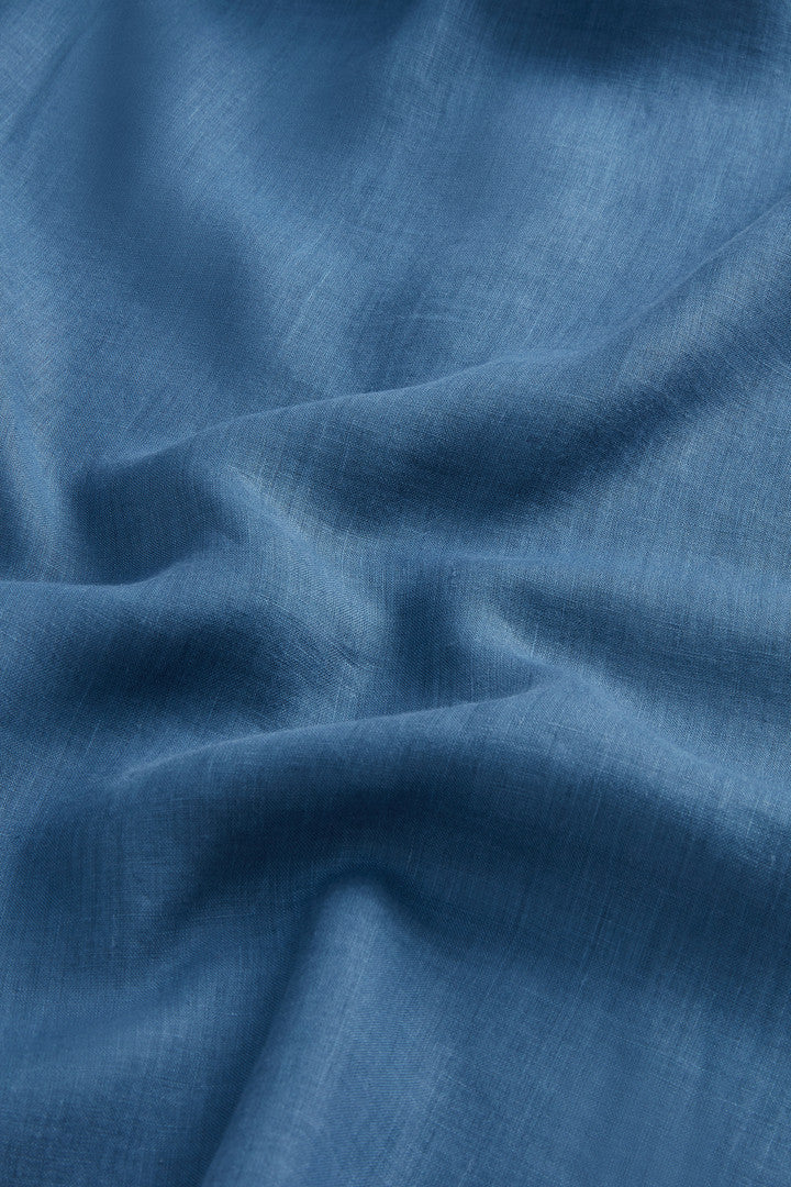 Garment-Dyed Pure Linen Shirt (Pale Indigo) - Detail View 9