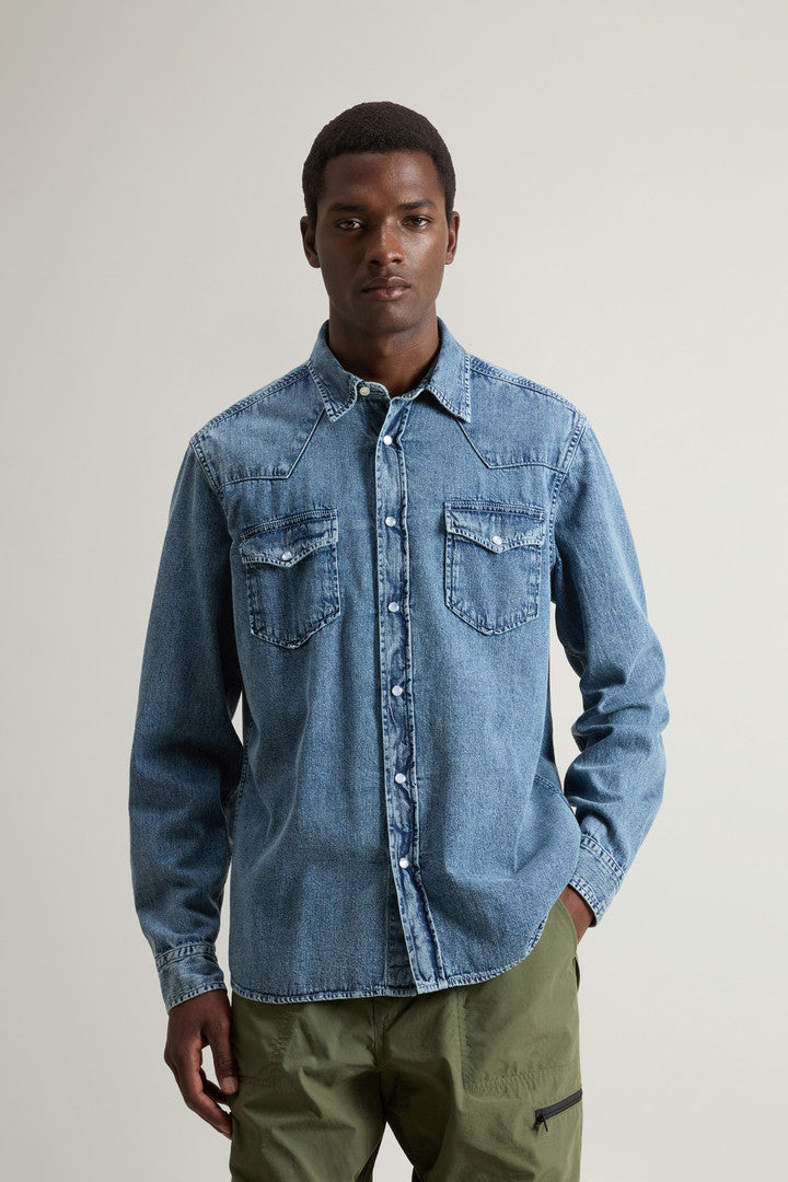 Shirt in Pure Cotton Denim (Bleached Denim) - Detail View 1