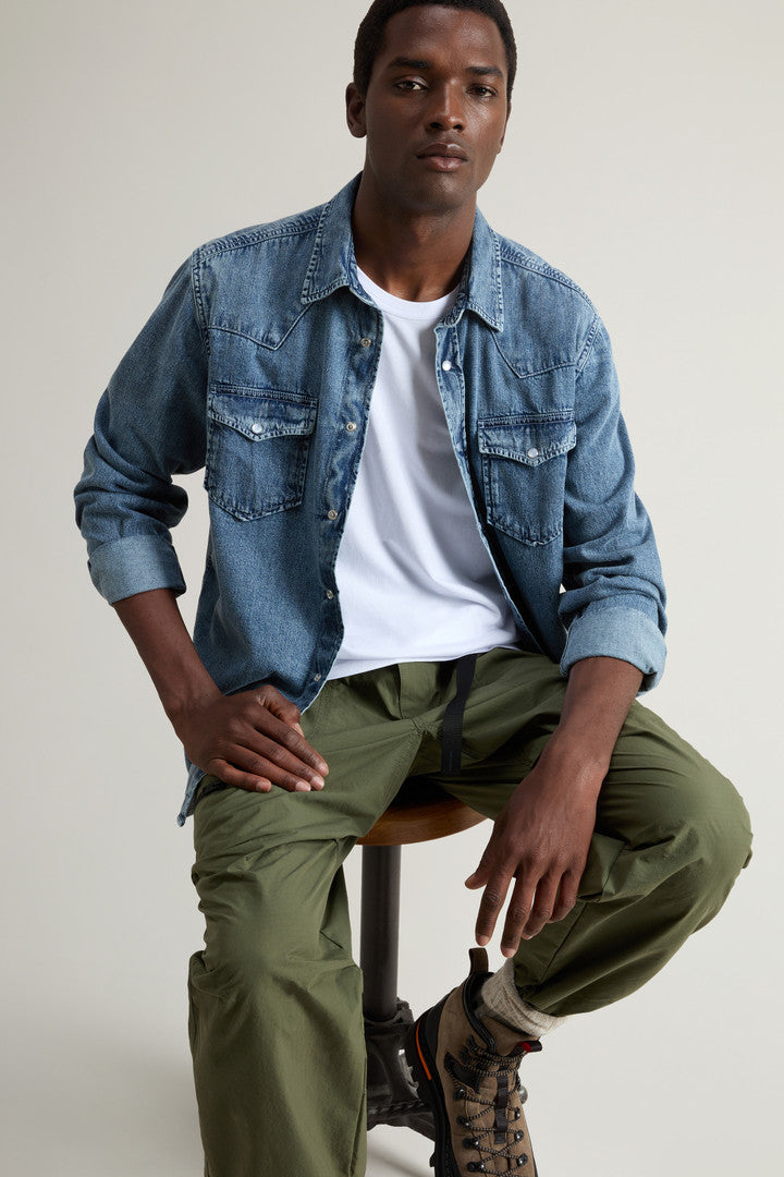 Shirt in Pure Cotton Denim (Bleached Denim) - Detail View 4