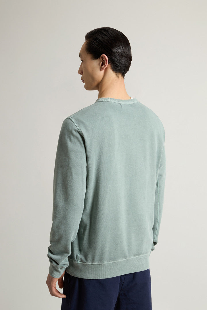 Garment-Dyed Crewneck Sweatshirt in Light Pure Cotton (Chinois Green) - Detail View 2