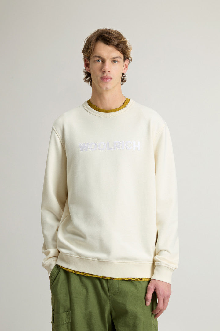 Crewneck Sweatshirt in Light Cotton-Blend Fabric (Barbados Cherry) - Detail View 1