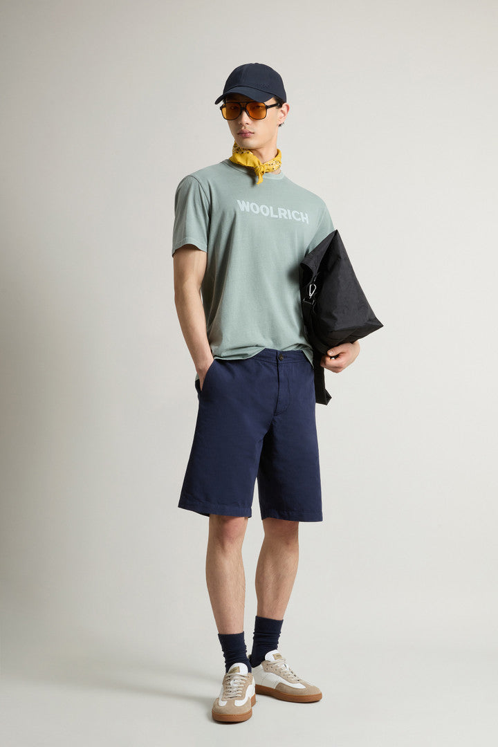 Garment-Dyed T-shirt in Light Pure Cotton (Chinois Green) - Detail View 2