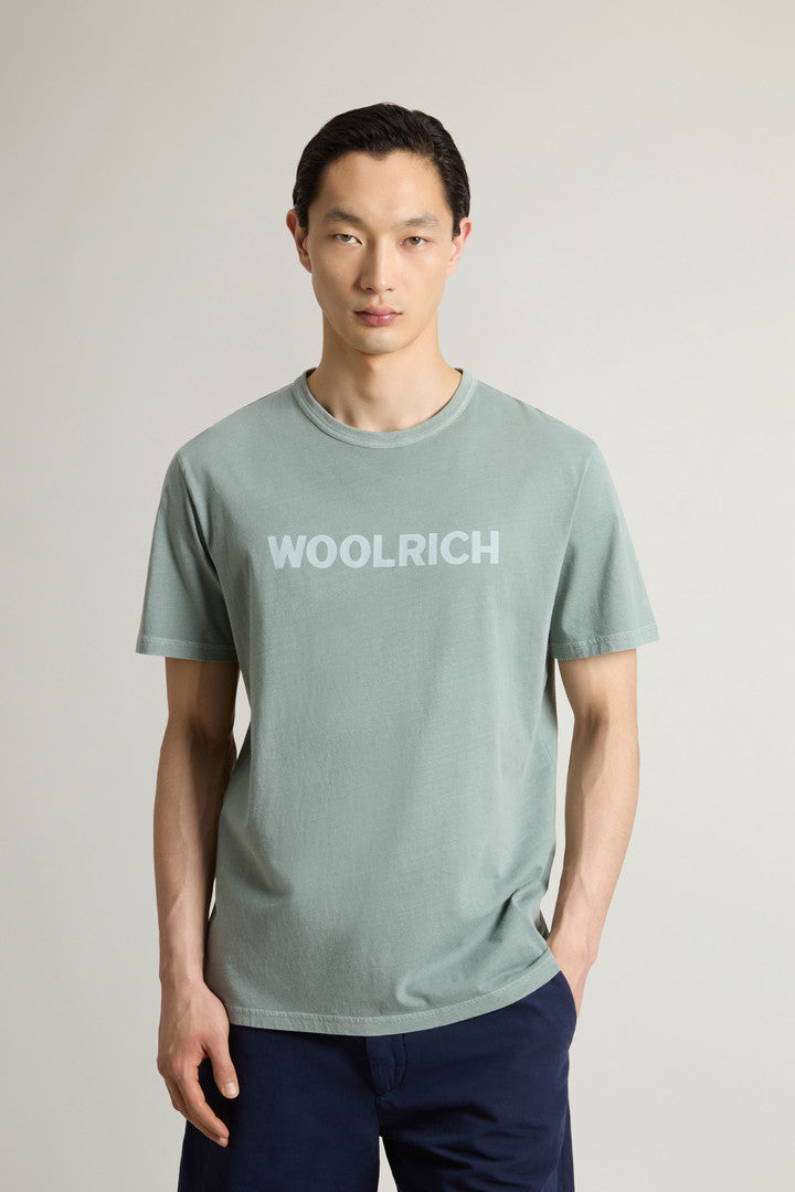 Garment-Dyed T-shirt in Light Pure Cotton (Chinois Green) - Main View