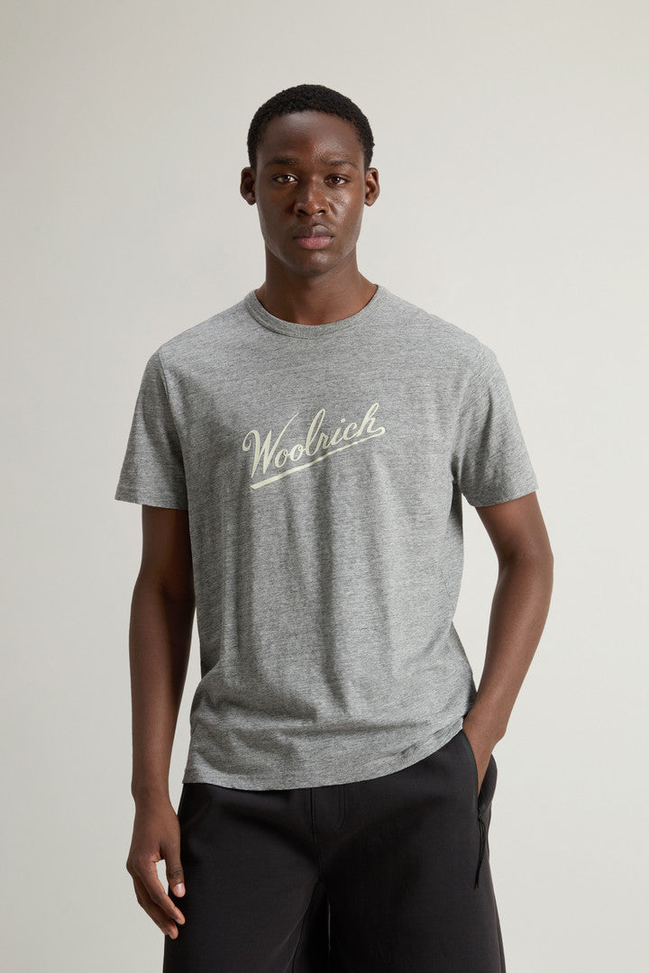 T-Shirt in Pure Cotton MoulinÃ© (Medium Grey) - Detail View 1