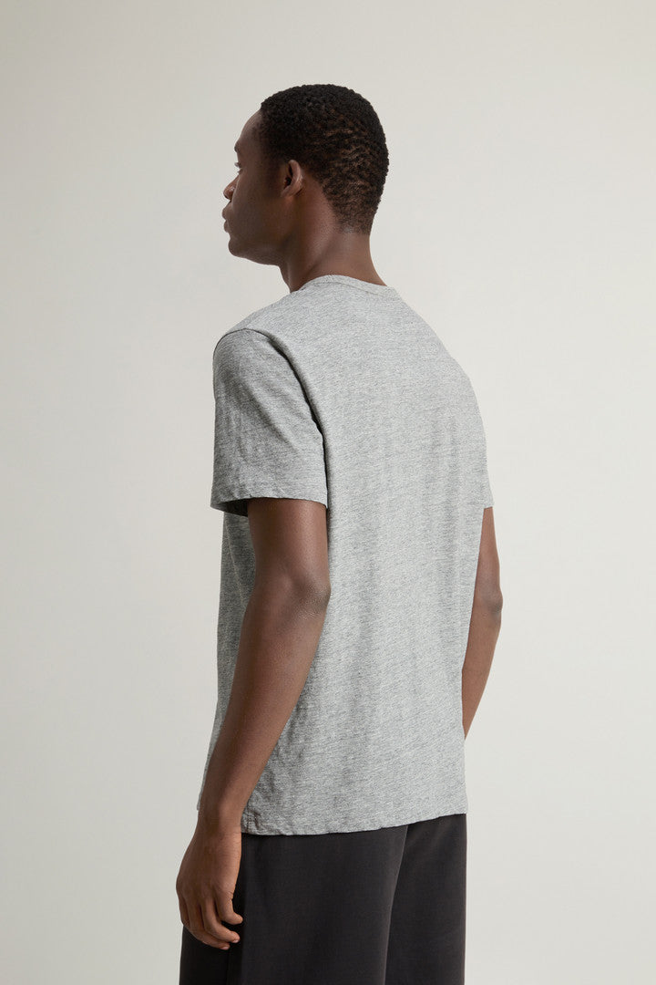 T-Shirt in Pure Cotton MoulinÃ© (Greenstone) - Detail View 3
