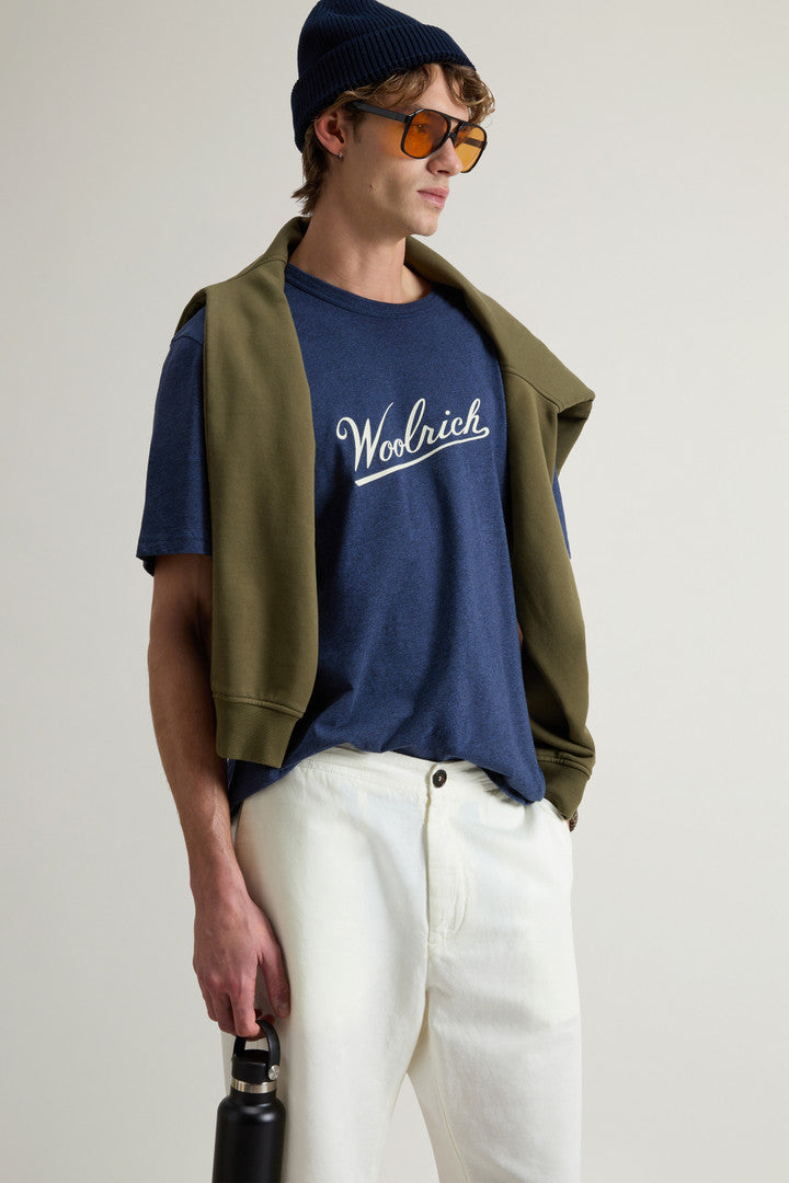 T-Shirt in Pure Cotton Mouliné (Melton Blue) - Detail View 3