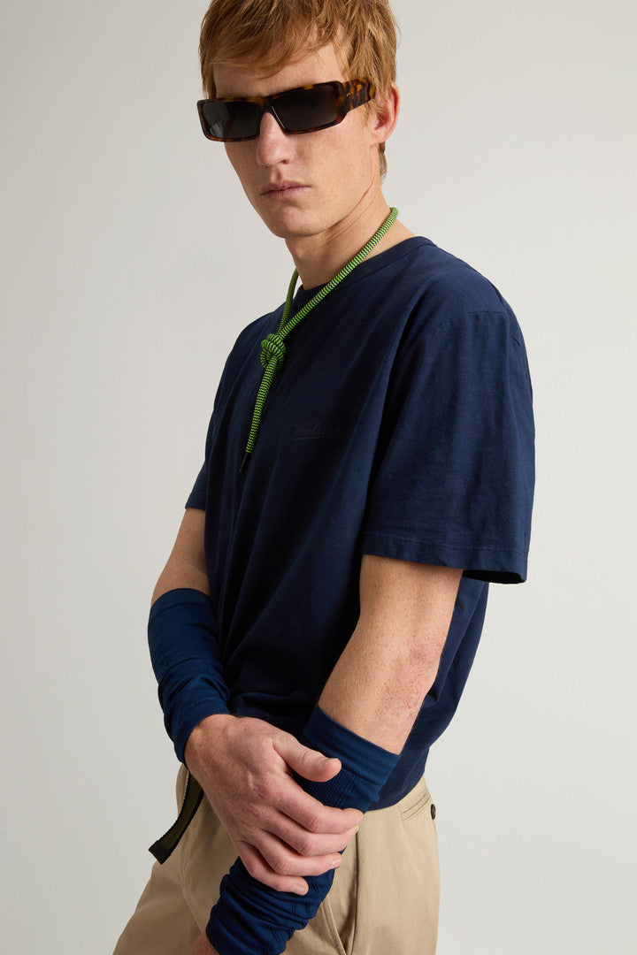 T-Shirt in Pure Cotton Slub Fabric (Chinois Green) - Detail View 3