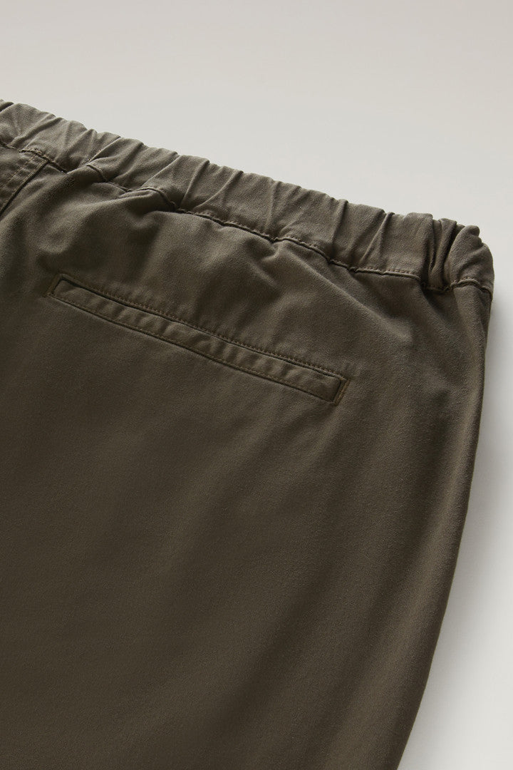 Garment-Dyed Chino Pants in Stretch Cotton with Nylon Belt (Beach Sand) - Detail View 4