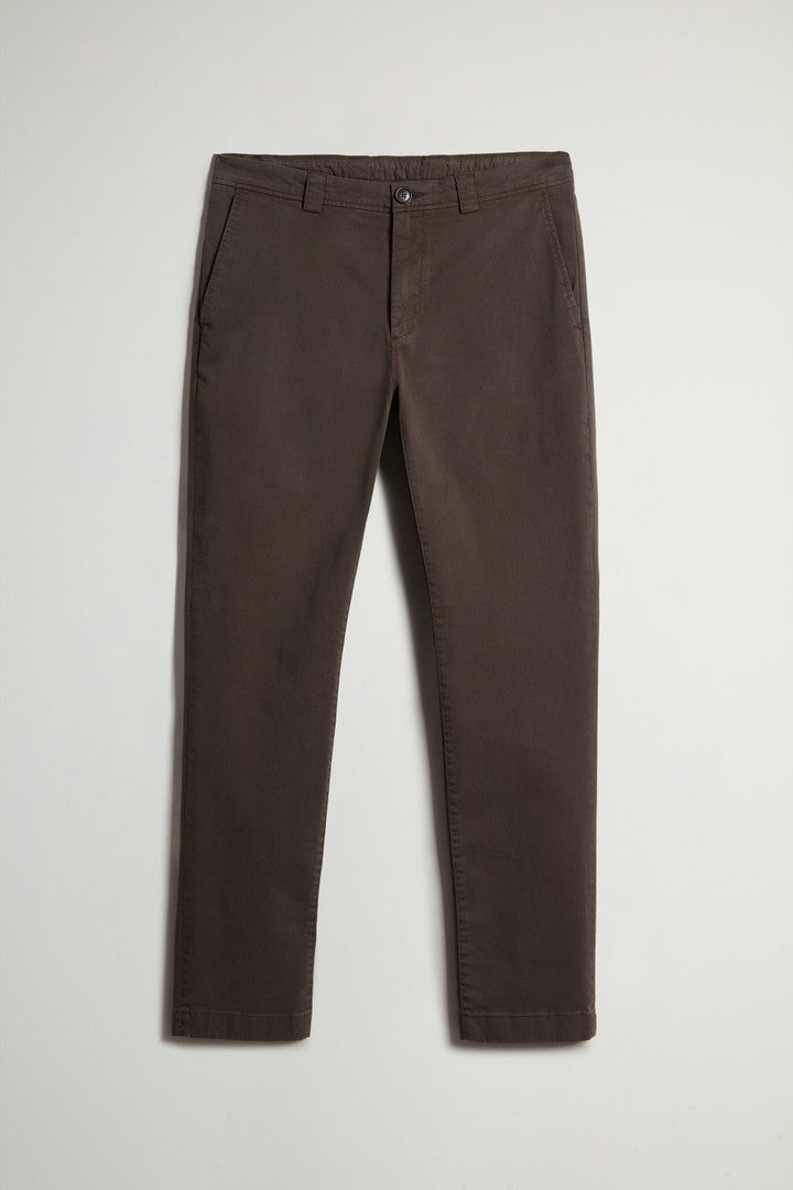 Garment-Dyed Chino Pants in Stretch Cotton Twill (Dark Green) - Detail View 4