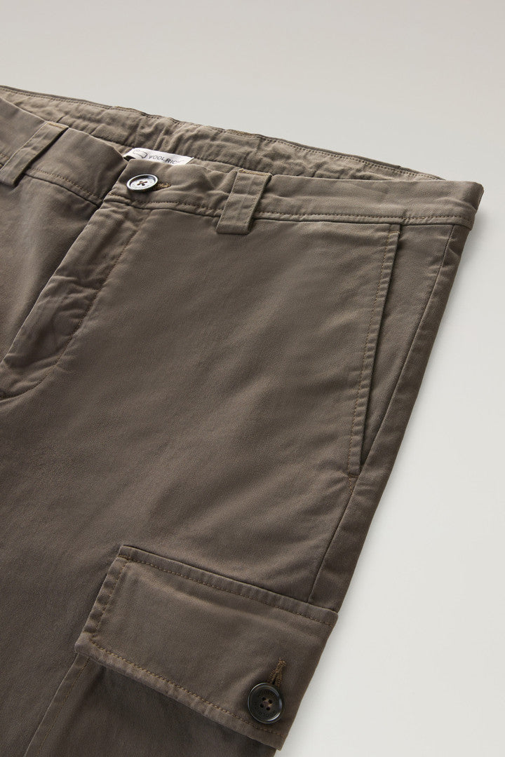 Garment-Dyed Cargo Pants in Stretch Cotton Twill (Dark Green) - Main View
