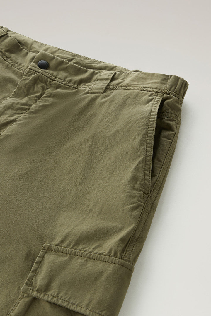 Garment-Dyed Cargo Pants in Pure Cotton Gabardine (Mineral Grey) - Detail View 4