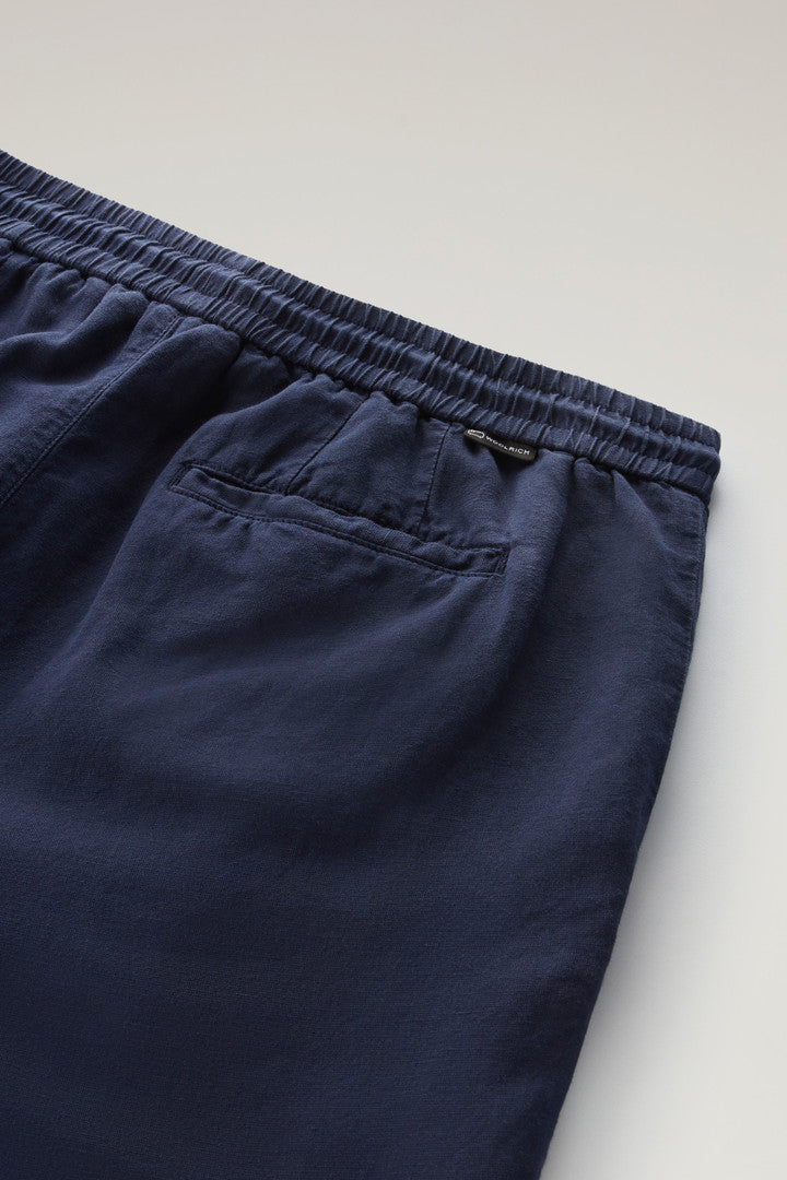 Garment Dyed Cargo Pants in Cotton-linen Blend (Maritime Blue) - Detail View 6