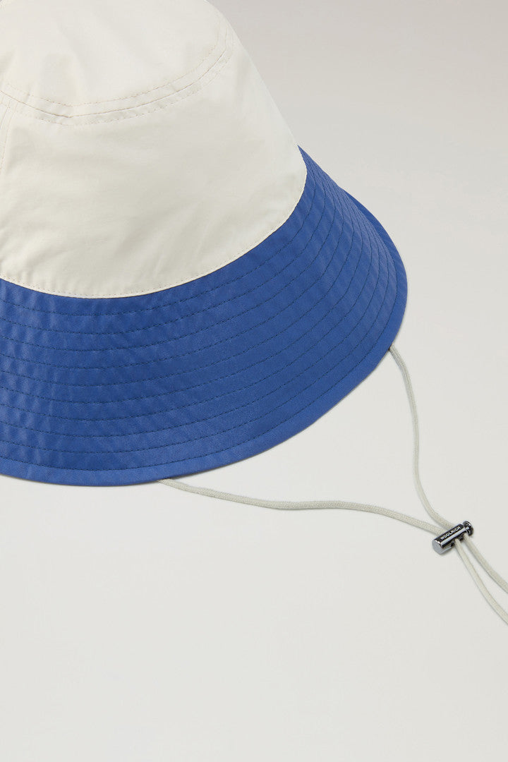Rain Bucket Hat in a Cotton Nylon Blend (Light Oak) - Detail View 2