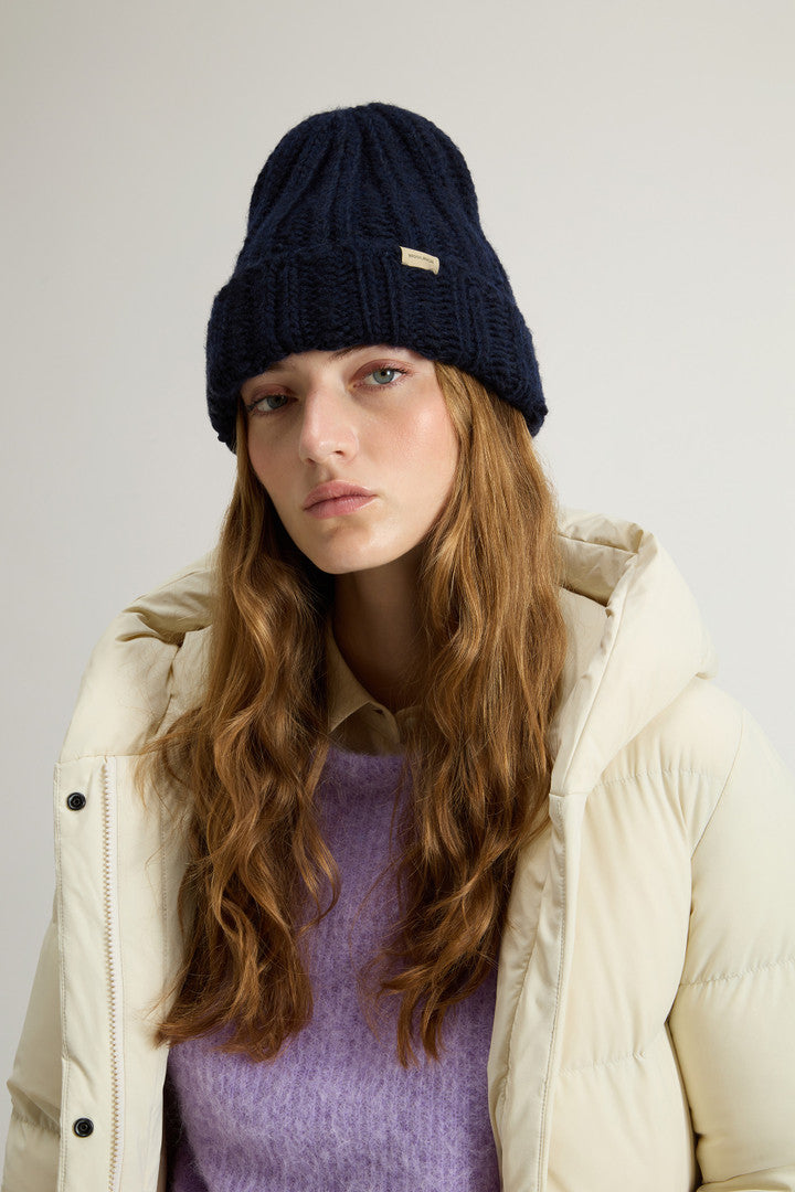 Ribbed beanie in wool and alpaca blend (Milky Cream) - Detail View 3