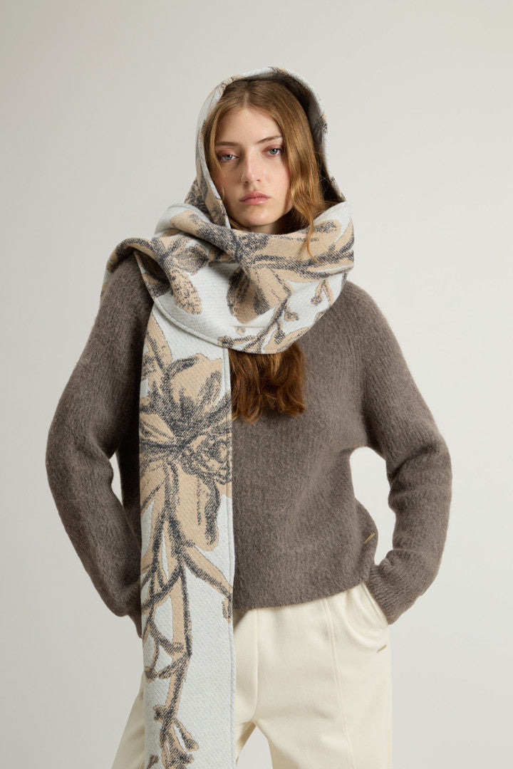 Wool-Blend Cape Scarf (Cream Foliage) - Detail View 2
