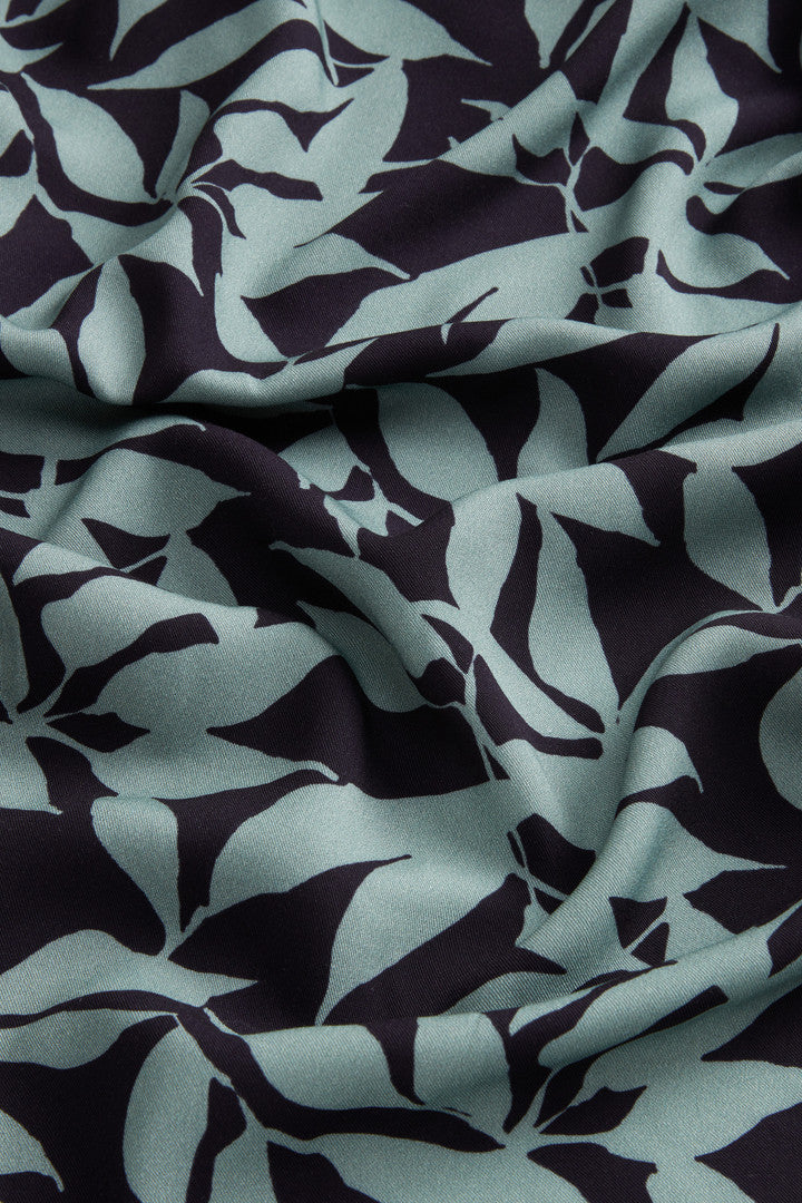 Wrap Dress with Nature Motif (Red Leaf) - Detail View 7