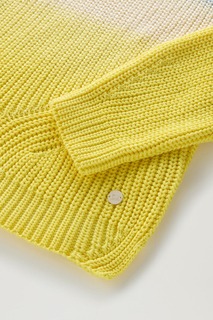 Garment-Dyed Crewneck Sweater in Pure Cotton (Sea Breeze) - Detail View 2