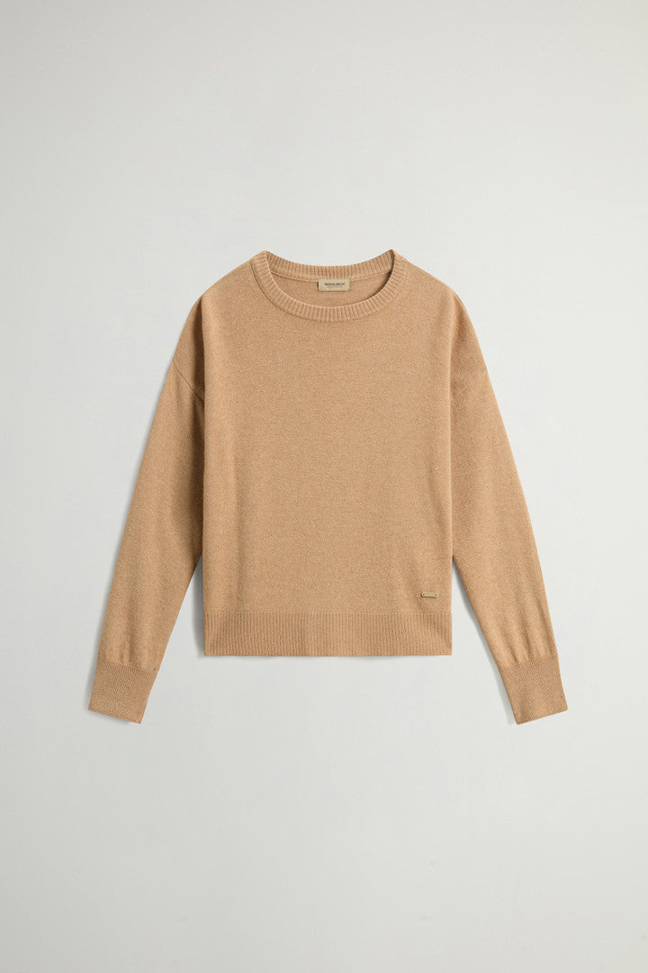 Crewneck Sweater in Virgin Wool and Cashmere Blend (Black) - Detail View 7